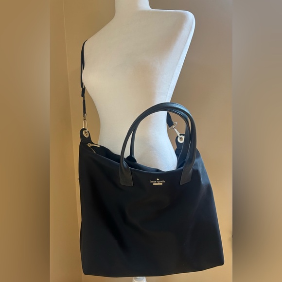 Kate Spade Large Duffle Travel Bag—like new!! - Picture 15 of 15